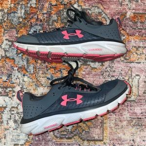 Under Armour Charged Asset Sneaker